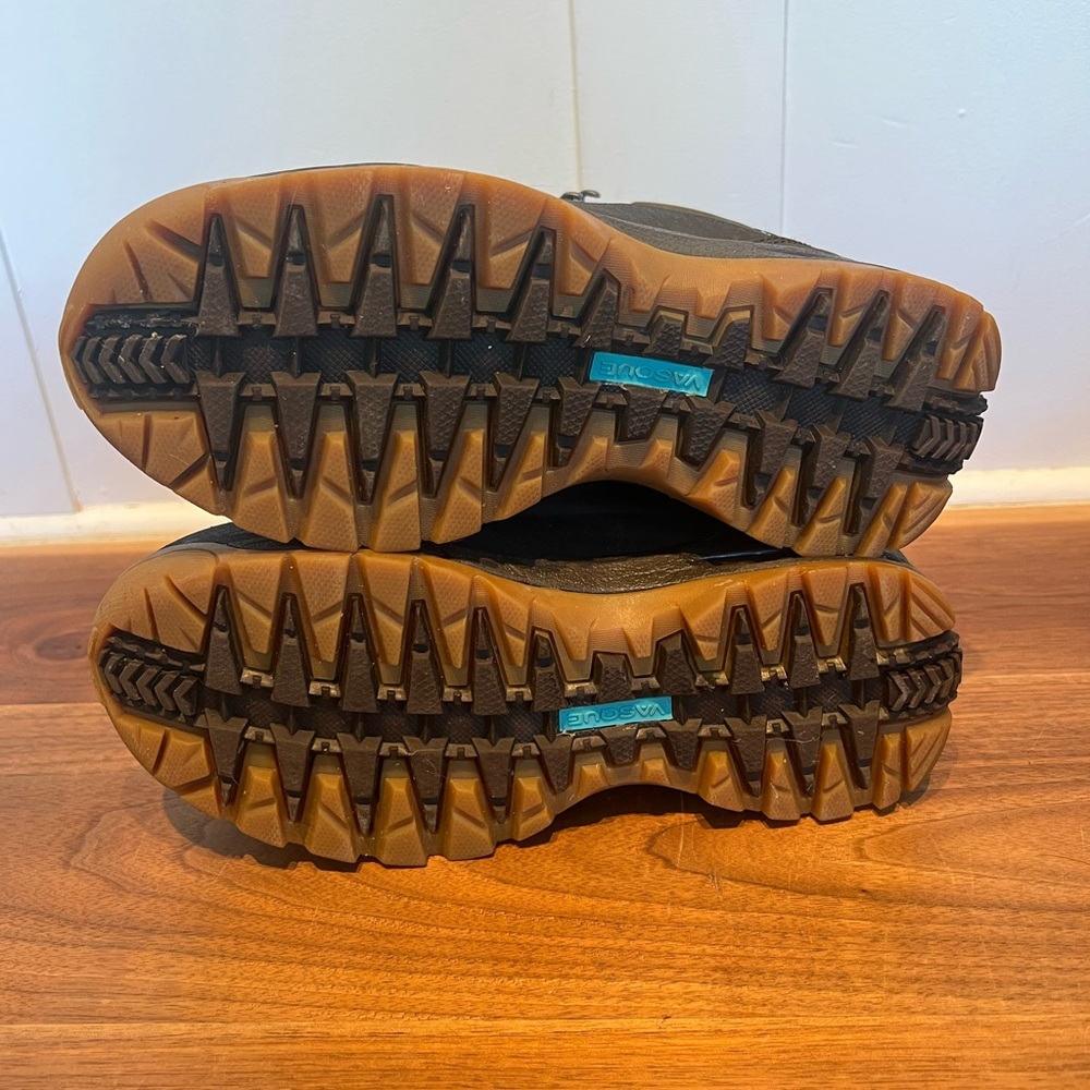 Vasque Snowblime Ultra Dry Winter Boots. Never worn! - Picture 4 of 10
